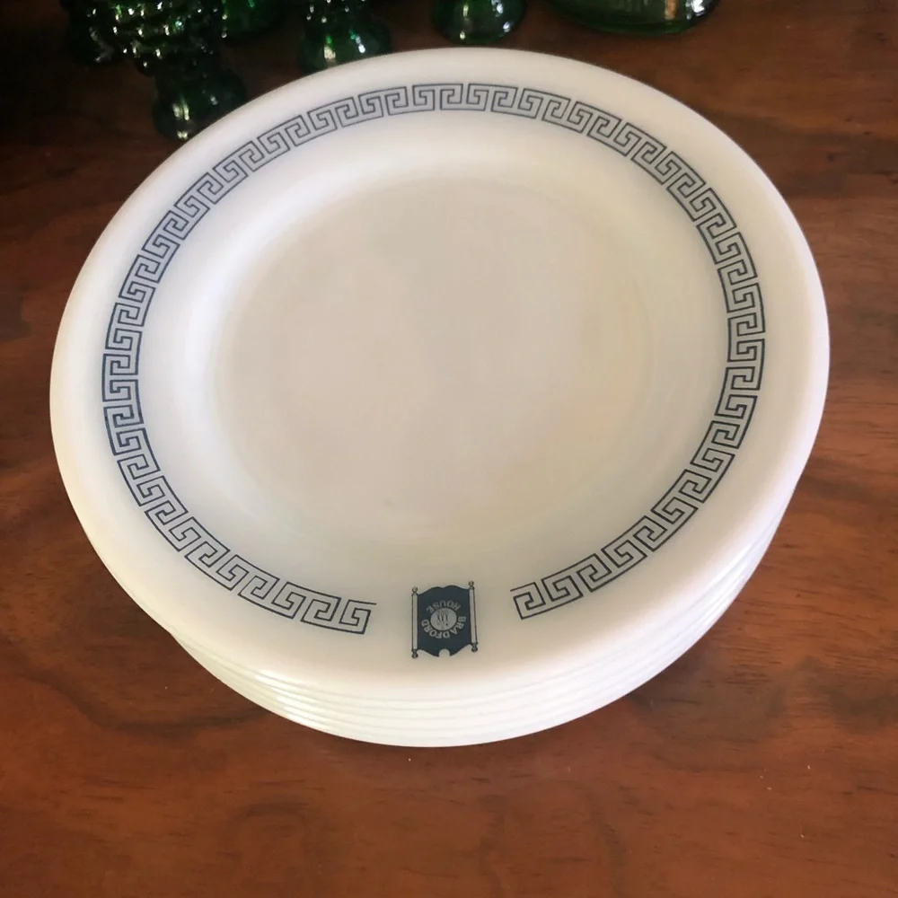 Vintage Pyrex Restaurant Ware 6.75” Plates ~ BRADFORD HOUSE